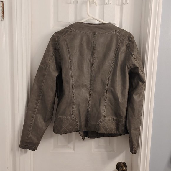Women's Faux Leather Moto Jacket - Picture 2 of 7
